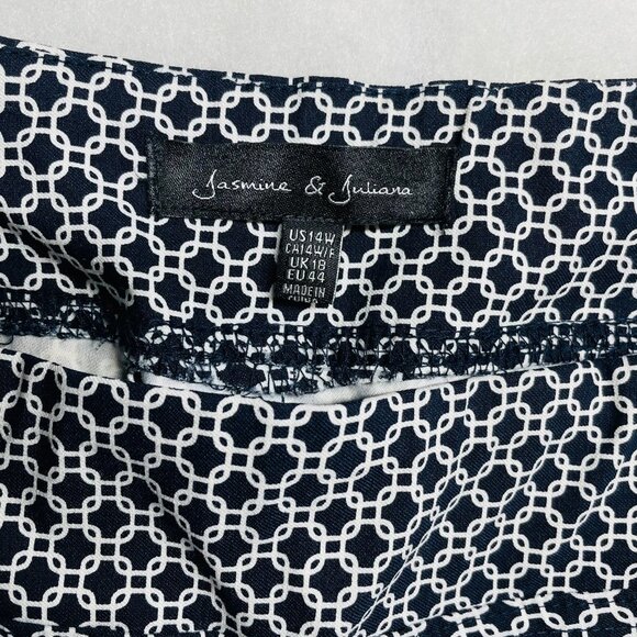 Jasmine & Julia Navy Geometric Stretch High Rise Pull On Capri Pants Size 14W - Picture 4 of 10